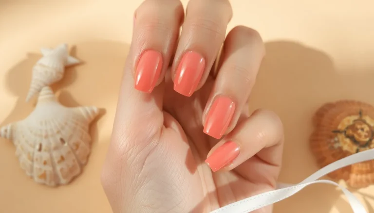 Ongle corail et blanc : 20 idées de nail art tendance été 2026